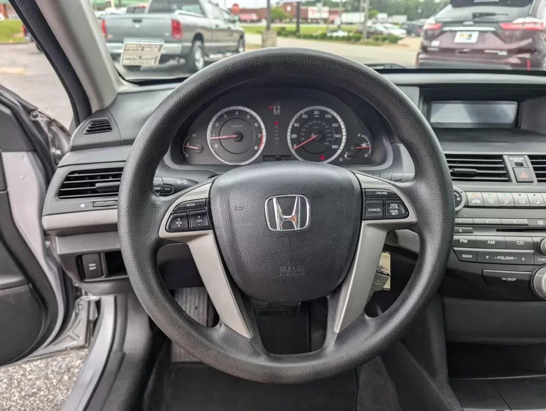 2010 Honda Accord Sdn LX (1HGCP2F35AA) with an Gas I4 2.4L/144 engine, 5-Speed Automatic transmission, located at 3959 U.S. 80 W, Phenix City, AL, 36870, (334) 297-4885, 32.469296, -85.135185 - 2010 Honda Accord Sdn LX - Photo#15