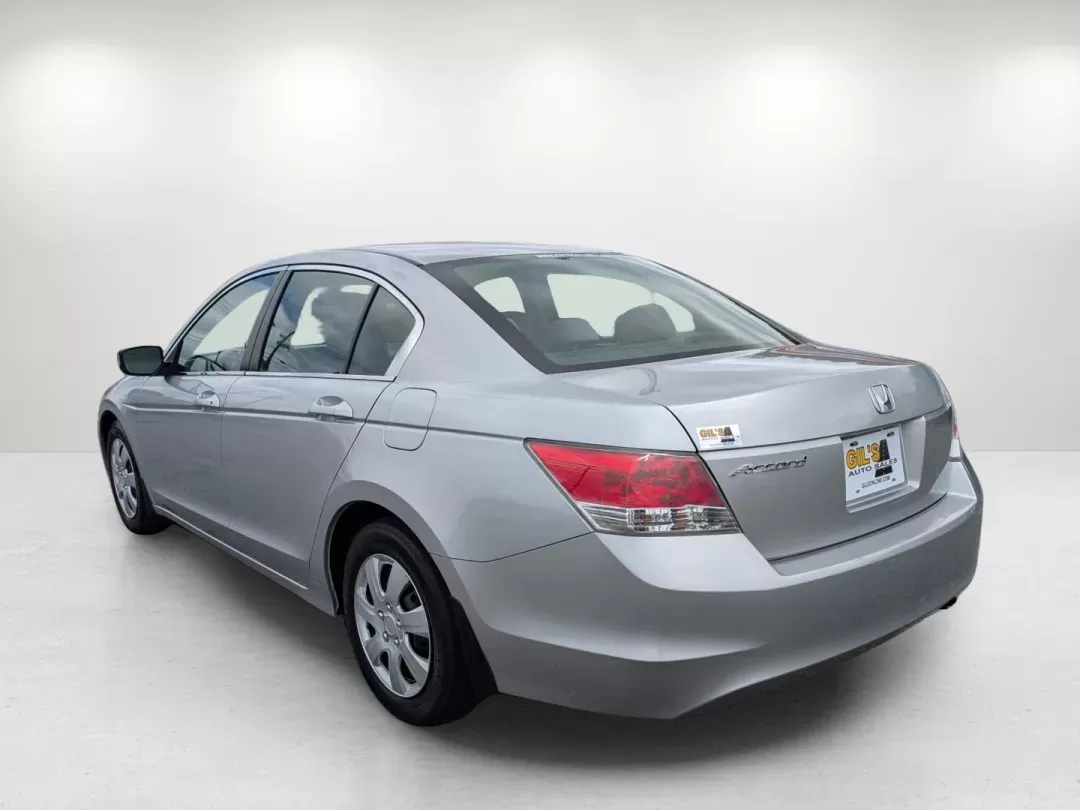 2010 Honda Accord Sdn LX (1HGCP2F35AA) with an Gas I4 2.4L/144 engine, 5-Speed Automatic transmission, located at 3959 U.S. 80 W, Phenix City, AL, 36870, (334) 297-4885, 32.469296, -85.135185 - 2010 Honda Accord Sdn LX - Photo#7