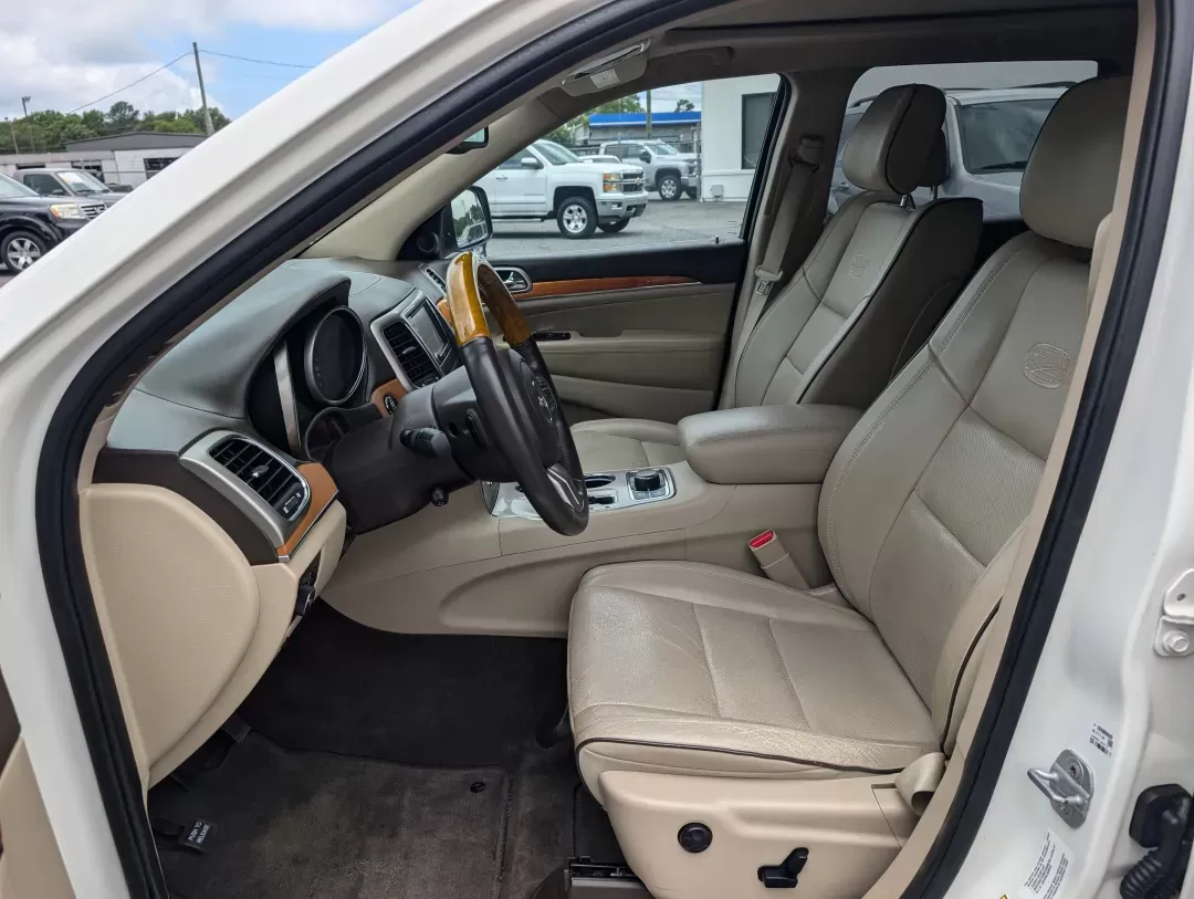 2011 /Dark Frost Beige/Light Frost Beige Interior Jeep Grand Cherokee Overland (1J4RR6GT9BC) with an Gas V8 5.7L/345 engine, 5-Speed Automatic transmission, located at 3959 U.S. 80 W, Phenix City, AL, 36870, (334) 297-4885, 32.469296, -85.135185 - 2011 Jeep Grand Cherokee Overland - Photo#9