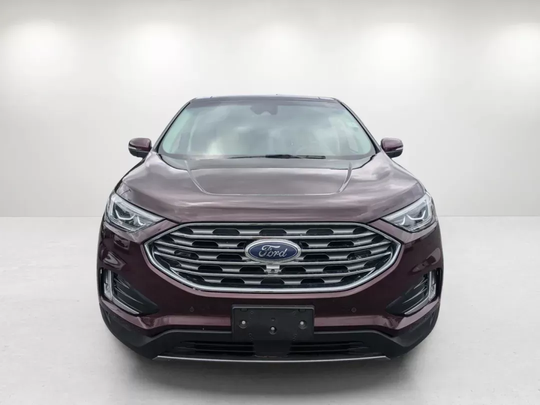 2019 Ford Edge Titanium (2FMPK3K99KB) with an Intercooled Turbo Premium Unleaded I-4 2.0 L/122 engine, 8-Speed Automatic w/OD transmission, located at 3959 U.S. 80 W, Phenix City, AL, 36870, (334) 297-4885, 32.469296, -85.135185 - 2019 Ford Edge Titanium - Photo#2