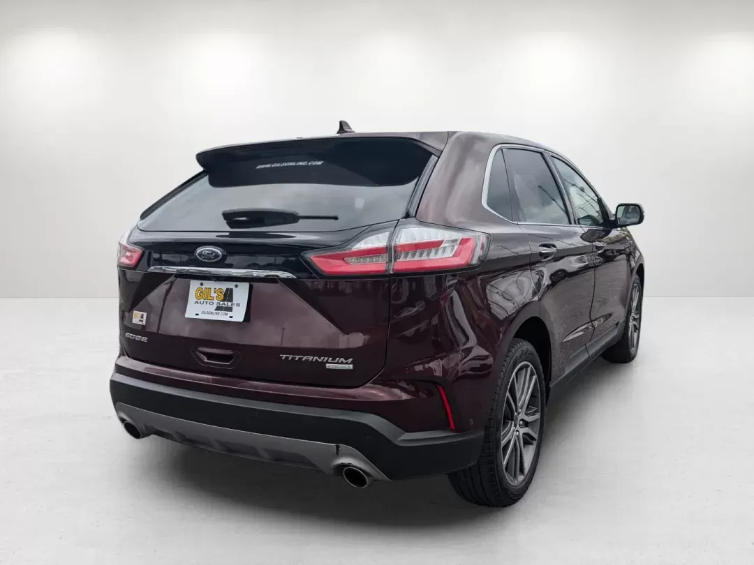 2019 Ford Edge Titanium (2FMPK3K99KB) with an Intercooled Turbo Premium Unleaded I-4 2.0 L/122 engine, 8-Speed Automatic w/OD transmission, located at 3959 U.S. 80 W, Phenix City, AL, 36870, (334) 297-4885, 32.469296, -85.135185 - 2019 Ford Edge Titanium - Photo#5