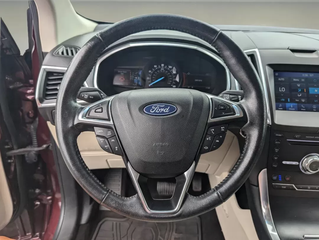 2019 Ford Edge Titanium (2FMPK3K99KB) with an Intercooled Turbo Premium Unleaded I-4 2.0 L/122 engine, 8-Speed Automatic w/OD transmission, located at 3959 U.S. 80 W, Phenix City, AL, 36870, (334) 297-4885, 32.469296, -85.135185 - 2019 Ford Edge Titanium - Photo#15