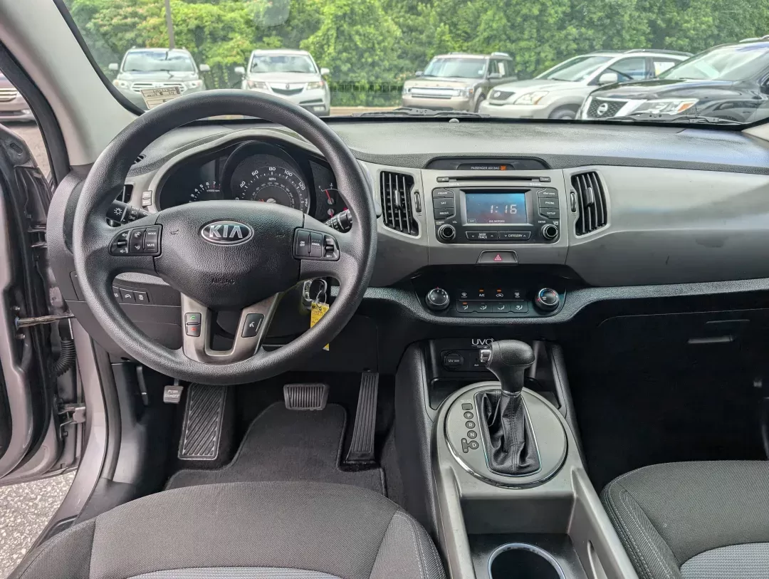 2014 /Black Kia Sportage LX (KNDPB3AC9E7) with an Regular Unleaded I-4 2.4 L/144 engine, 6-Speed Automatic w/OD transmission, located at 3959 U.S. 80 W, Phenix City, AL, 36870, (334) 297-4885, 32.469296, -85.135185 - 2014 Kia Sportage LX - Photo#12