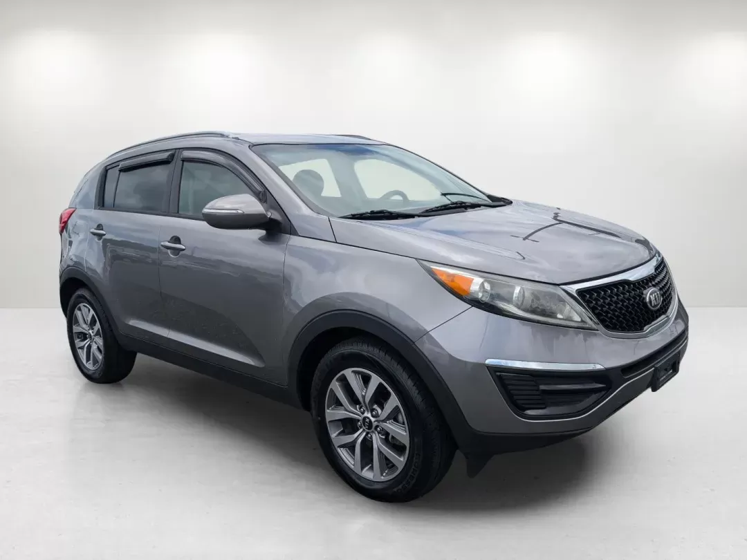 2014 /Black Kia Sportage LX (KNDPB3AC9E7) with an Regular Unleaded I-4 2.4 L/144 engine, 6-Speed Automatic w/OD transmission, located at 3959 U.S. 80 W, Phenix City, AL, 36870, (334) 297-4885, 32.469296, -85.135185 - 2014 Kia Sportage LX - Photo#3