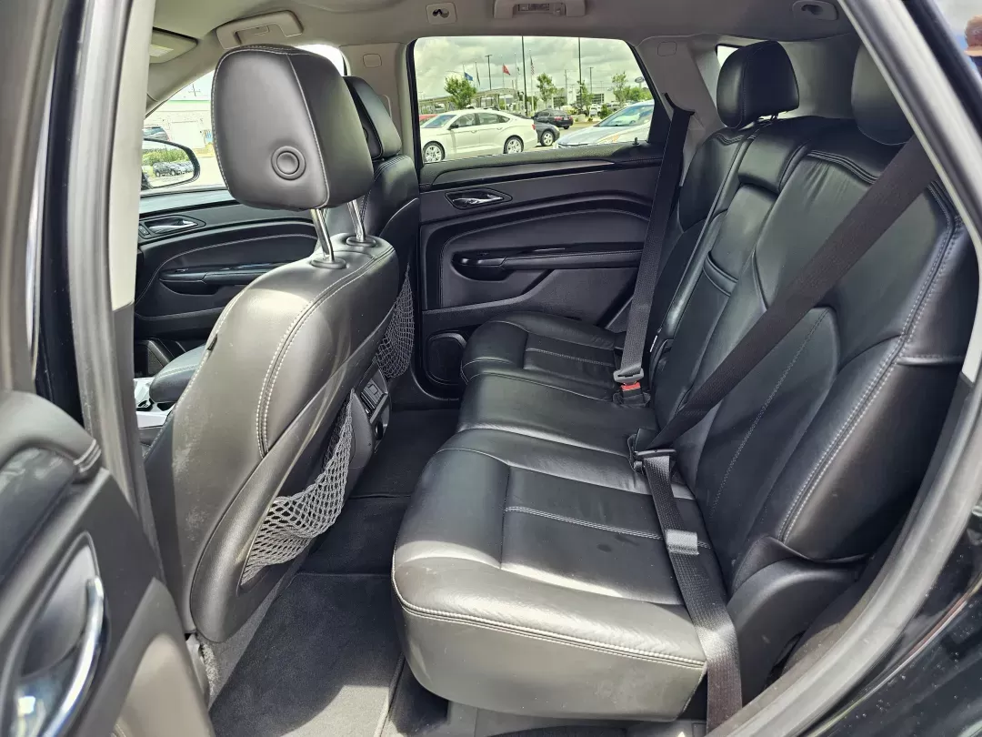 2015 /Ebony w/Ebony accents Cadillac SRX Base (3GYFNAE38FS) with an Gas V6 3.6L/217 engine, 6-Speed Automatic w/Manual Shift transmission, located at 521 Old Farm Lane Rd, Prattville, AL, 36066, (334) 325-1505, 32.482460, -86.416367 - 2015 Cadillac SRX Base - Photo#14