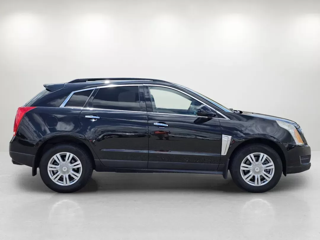 2015 /Ebony w/Ebony accents Cadillac SRX Base (3GYFNAE38FS) with an Gas V6 3.6L/217 engine, 6-Speed Automatic w/Manual Shift transmission, located at 521 Old Farm Lane Rd, Prattville, AL, 36066, (334) 325-1505, 32.482460, -86.416367 - 2015 Cadillac SRX Base - Photo#4