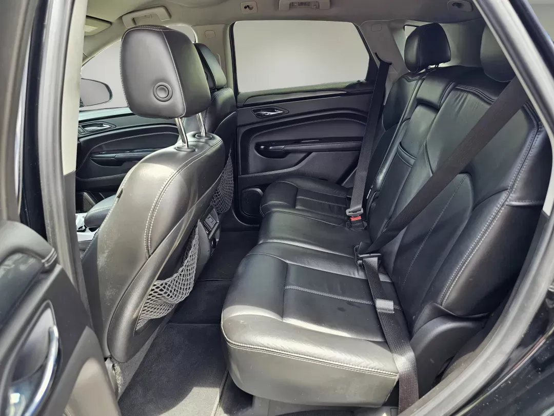 2015 /Ebony w/Ebony accents Cadillac SRX Base (3GYFNAE38FS) with an Gas V6 3.6L/217 engine, 6-Speed Automatic w/Manual Shift transmission, located at 521 Old Farm Lane Rd, Prattville, AL, 36066, (334) 325-1505, 32.482460, -86.416367 - 2015 Cadillac SRX Base - Photo#15