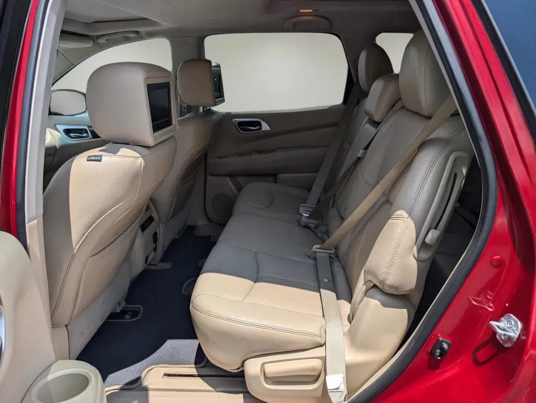 2014 /Almond Nissan Pathfinder Platinum (5N1AR2MN6EC) with an Regular Unleaded V-6 3.5 L/213 engine, 1-Speed CVT w/OD transmission, located at 804 22nd Ave, Phenix City, AL, 36870, (334) 297-1860, 32.484749, -85.024475 - 2014 Nissan Pathfinder Platinum - Photo#10