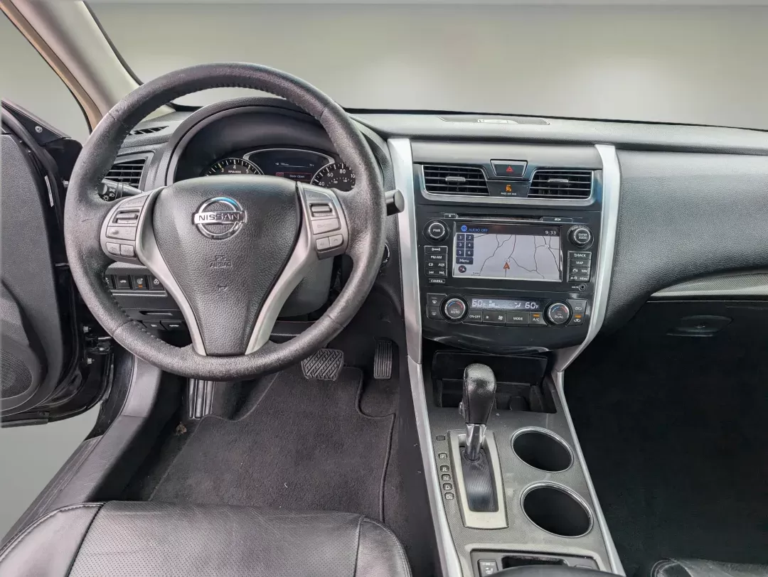 2013 /Charcoal Nissan Altima 2.5 SL (1N4AL3AP3DC) with an Gas I4 2.5L/152 engine, 1-Speed Continuously Variable Ratio transmission, located at 3959 U.S. 80 W, Phenix City, AL, 36870, (334) 297-4885, 32.469296, -85.135185 - 2013 Nissan Altima 2.5 SL - Photo#11