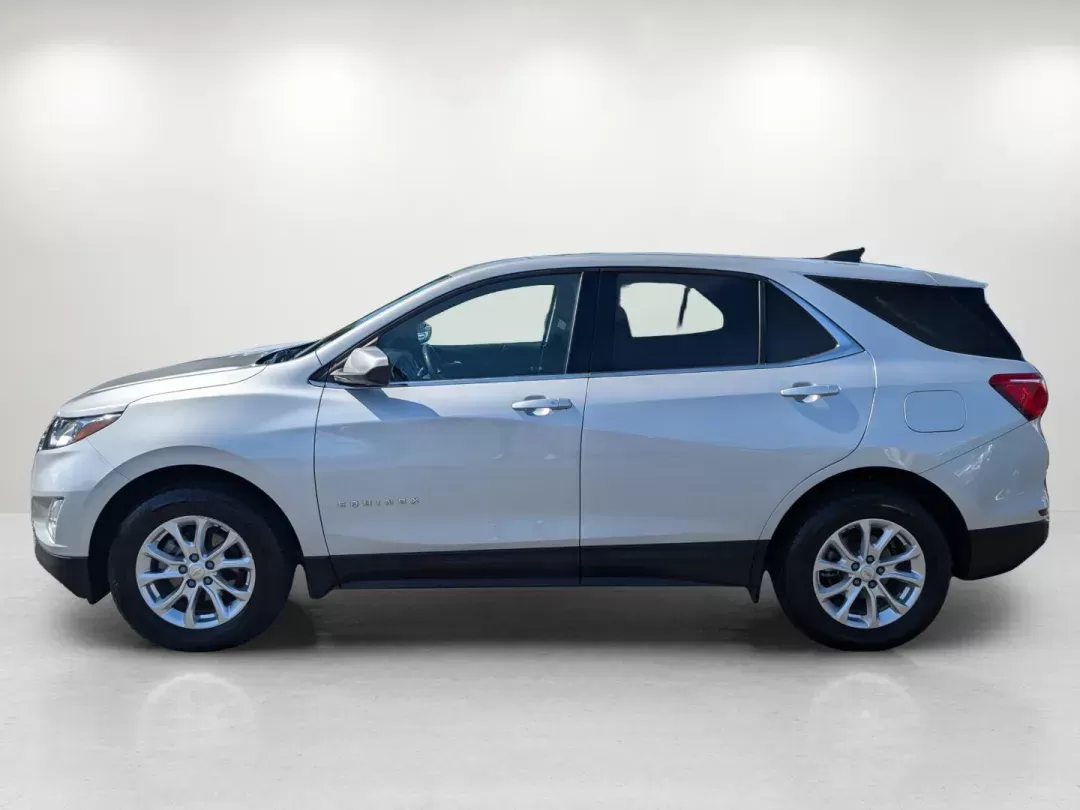 2020 Chevrolet Equinox LT (2GNAXTEV4L6) with an Turbocharged Gas I4 1.5L/92 engine, 6-Speed Automatic transmission, located at 3959 U.S. 80 W, Phenix City, AL, 36870, (334) 297-4885, 32.469296, -85.135185 - 2020 Chevrolet Equinox LT - Photo#8