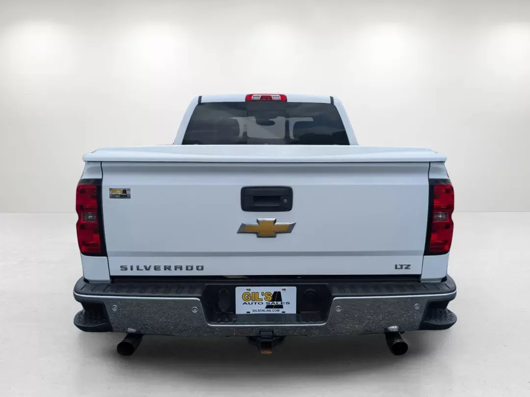 2014 /Jet Black/Dark Ash Chevrolet Silverado 1500 LTZ (3GCUKSEC1EG) with an Gas/Ethanol V8 5.3L/325 engine, 6-Speed Automatic transmission, located at 3959 U.S. 80 W, Phenix City, AL, 36870, (334) 297-4885, 32.469296, -85.135185 - 2014 Chevrolet Silverado 1500 LTZ - Photo#6