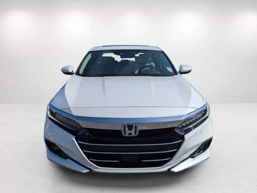 2021 Honda Accord Hybrid EX-L (1HGCV3F50MA) with an Gas/Electric I-4 2.0 L/122 engine, 1-Speed CVT w/OD transmission, located at 3959 U.S. 80 W, Phenix City, AL, 36870, (334) 297-4885, 32.469296, -85.135185 - 2021 Honda Accord Hybrid EX-L - Photo#2