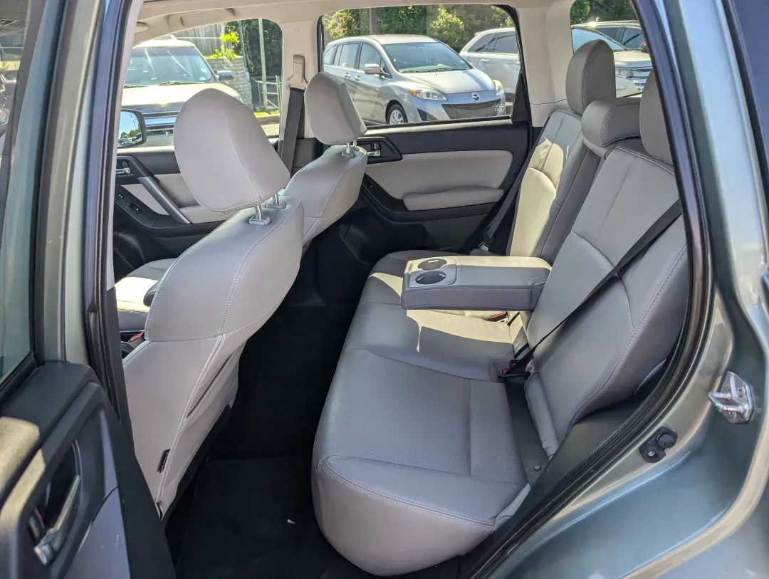 2015 /Gray Subaru Forester 2.5i Limited (JF2SJAHC5FH) with an Regular Unleaded H-4 2.5 L/152 engine, 6-Speed CVT w/OD transmission, located at 3959 U.S. 80 W, Phenix City, AL, 36870, (334) 297-4885, 32.469296, -85.135185 - 2015 Subaru Forester 2.5i Limited - Photo#10