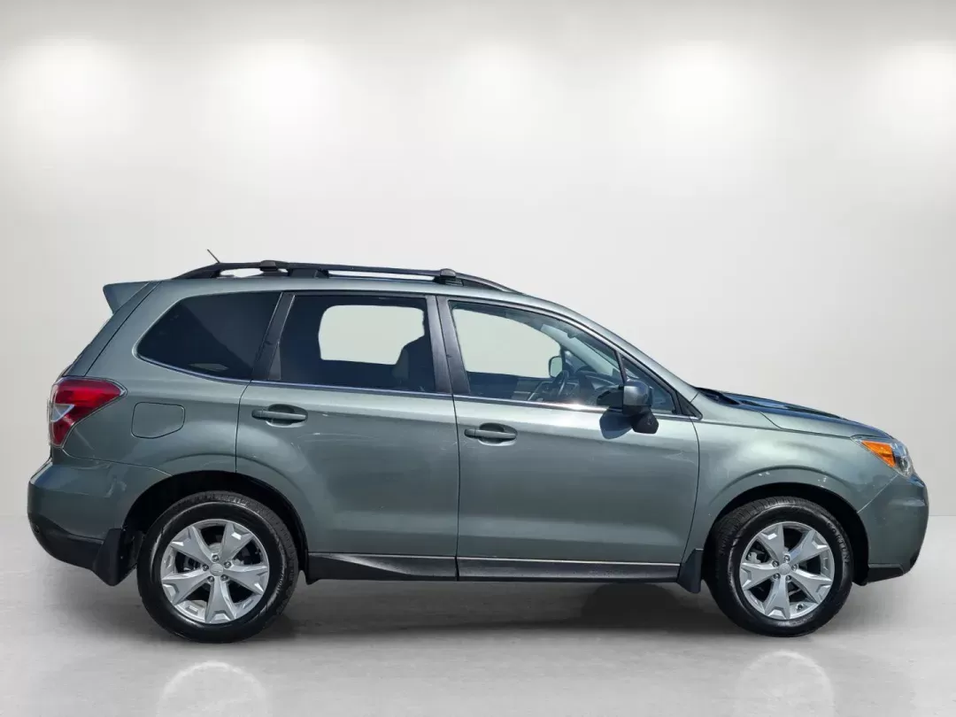 2015 /Gray Subaru Forester 2.5i Limited (JF2SJAHC5FH) with an Regular Unleaded H-4 2.5 L/152 engine, 6-Speed CVT w/OD transmission, located at 3959 U.S. 80 W, Phenix City, AL, 36870, (334) 297-4885, 32.469296, -85.135185 - 2015 Subaru Forester 2.5i Limited - Photo#4