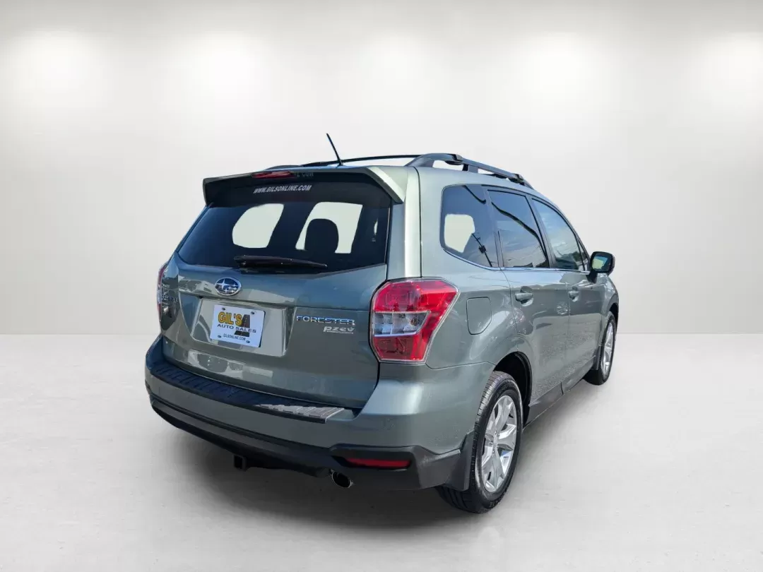 2015 /Gray Subaru Forester 2.5i Limited (JF2SJAHC5FH) with an Regular Unleaded H-4 2.5 L/152 engine, 6-Speed CVT w/OD transmission, located at 3959 U.S. 80 W, Phenix City, AL, 36870, (334) 297-4885, 32.469296, -85.135185 - 2015 Subaru Forester 2.5i Limited - Photo#5