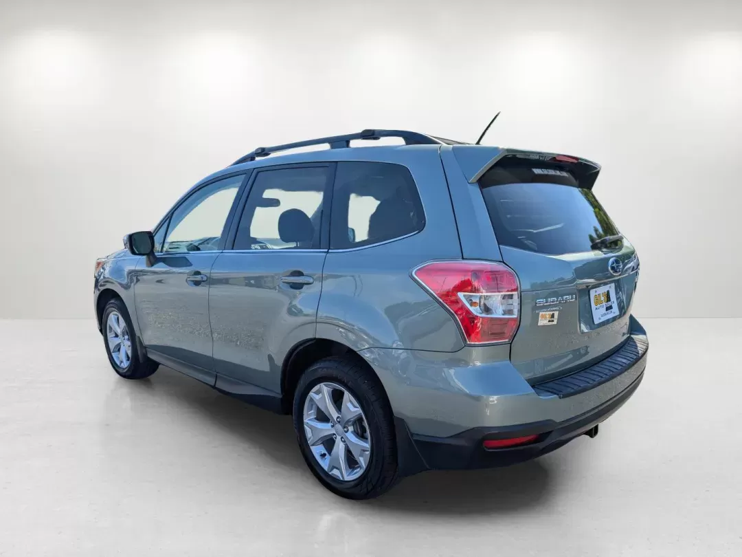 2015 /Gray Subaru Forester 2.5i Limited (JF2SJAHC5FH) with an Regular Unleaded H-4 2.5 L/152 engine, 6-Speed CVT w/OD transmission, located at 3959 U.S. 80 W, Phenix City, AL, 36870, (334) 297-4885, 32.469296, -85.135185 - 2015 Subaru Forester 2.5i Limited - Photo#7