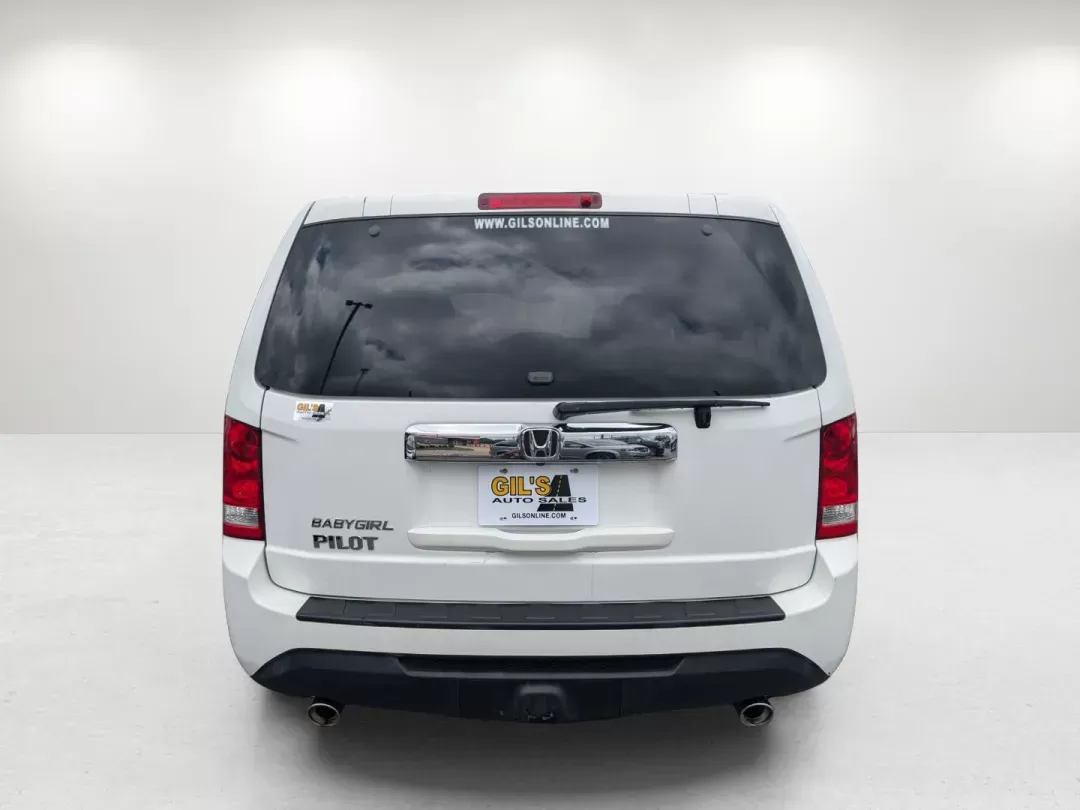 2015 Honda Pilot EX-L (5FNYF3H6XFB) with an Regular Unleaded V-6 3.5 L/212 engine, 5-Speed Automatic w/OD transmission, located at 3959 U.S. 80 W, Phenix City, AL, 36870, (334) 297-4885, 32.469296, -85.135185 - 2015 Honda Pilot EX-L - Photo#5