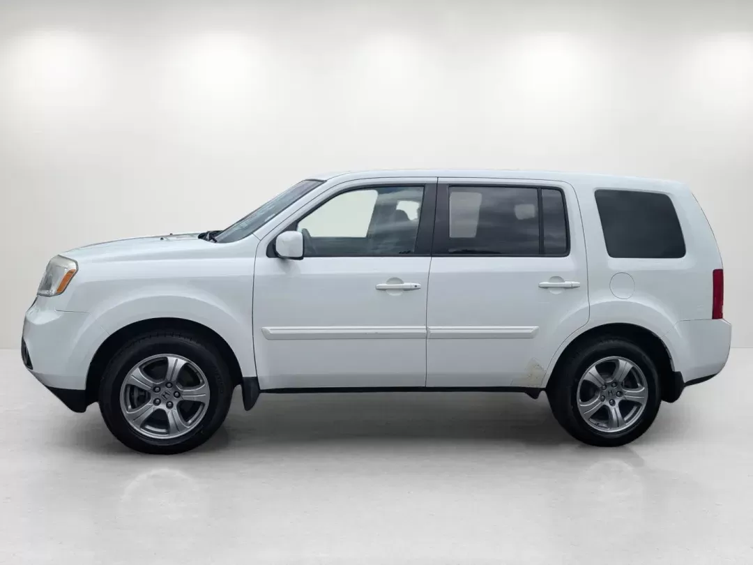 2015 Honda Pilot EX-L (5FNYF3H6XFB) with an Regular Unleaded V-6 3.5 L/212 engine, 5-Speed Automatic w/OD transmission, located at 3959 U.S. 80 W, Phenix City, AL, 36870, (334) 297-4885, 32.469296, -85.135185 - 2015 Honda Pilot EX-L - Photo#7