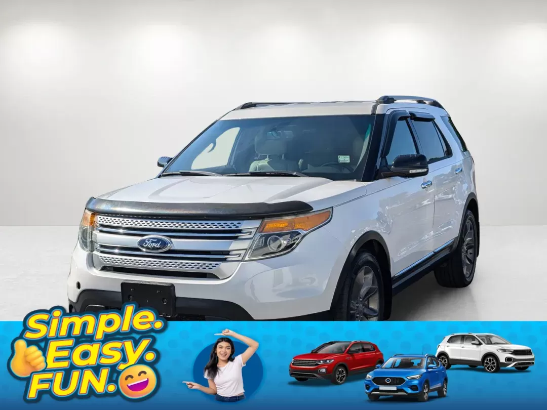 2013 Ford Explorer XLT (1FM5K7D81DG) with an Gas V6 3.5L/213 engine, 6-Speed Automatic w/manual shift transmission, located at 3959 U.S. 80 W, Phenix City, AL, 36870, (334) 297-4885, 32.469296, -85.135185 - 2013 Ford Explorer XLT - Photo#0