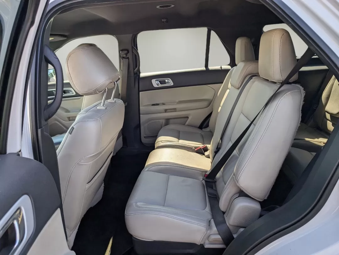 2013 Ford Explorer XLT (1FM5K7D81DG) with an Other engine, located at 5115 14th Ave., Columbus, GA, 31904, (706) 323-0345, 32.511494, -84.971046 - **Adventure Awaits with the 2013 Ford Explorer XLT! Perfect for Growing Families and Road Trip Enthusiasts!**<br /> <br /> Are you ready to embark on unforgettable adventures with your loved ones? Look no further than this stunning 2013 Ford Explorer XLT, now available at Gils Auto - Phenix City #2. - Photo#10