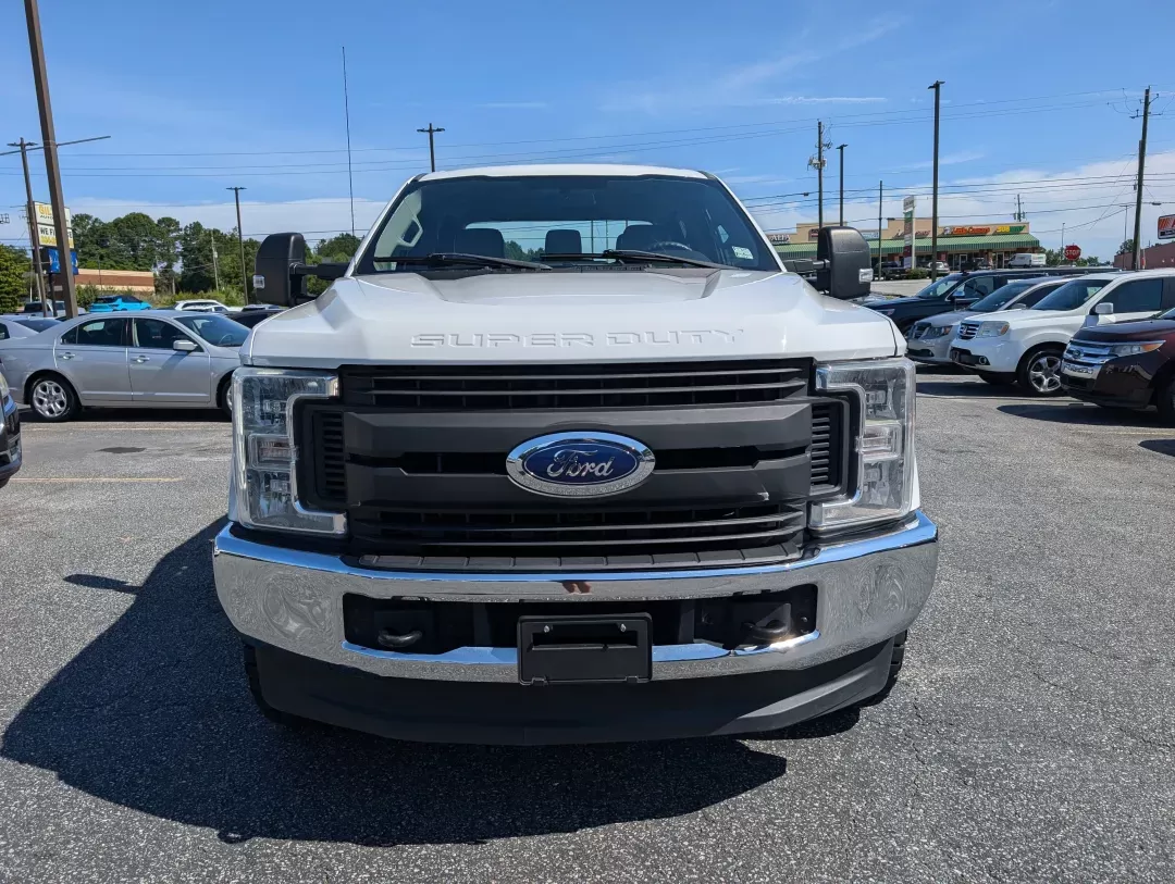2019 Ford Super Duty F-250 SRW XL (1FT7W2B62KE) with an Regular Unleaded V-8 6.2 L/379 engine, 6-Speed Automatic w/OD transmission, located at 3959 U.S. 80 W, Phenix City, AL, 36870, (334) 297-4885, 32.469296, -85.135185 - 2019 Ford Super Duty F-250 SRW XL - Photo#1