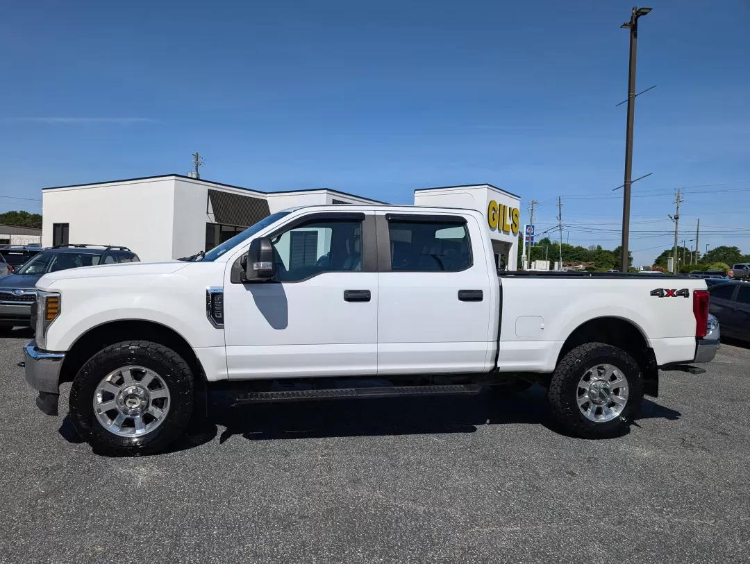 2019 Ford Super Duty F-250 SRW XL (1FT7W2B62KE) with an Regular Unleaded V-8 6.2 L/379 engine, 6-Speed Automatic w/OD transmission, located at 3959 U.S. 80 W, Phenix City, AL, 36870, (334) 297-4885, 32.469296, -85.135185 - 2019 Ford Super Duty F-250 SRW XL - Photo#7