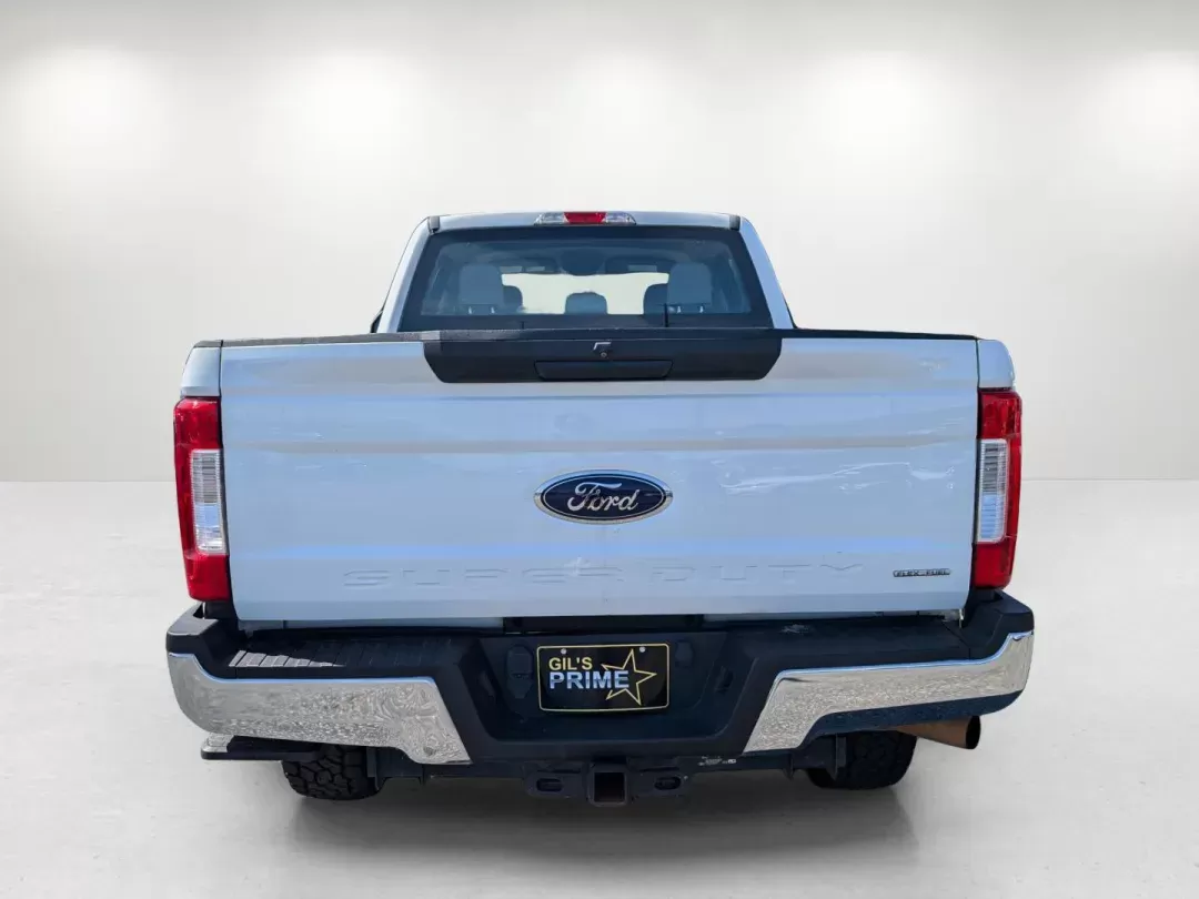 2019 Ford Super Duty F-250 SRW XL (1FT7W2B62KE) with an Regular Unleaded V-8 6.2 L/379 engine, 6-Speed Automatic w/OD transmission, located at 3959 U.S. 80 W, Phenix City, AL, 36870, (334) 297-4885, 32.469296, -85.135185 - 2019 Ford Super Duty F-250 SRW XL - Photo#6