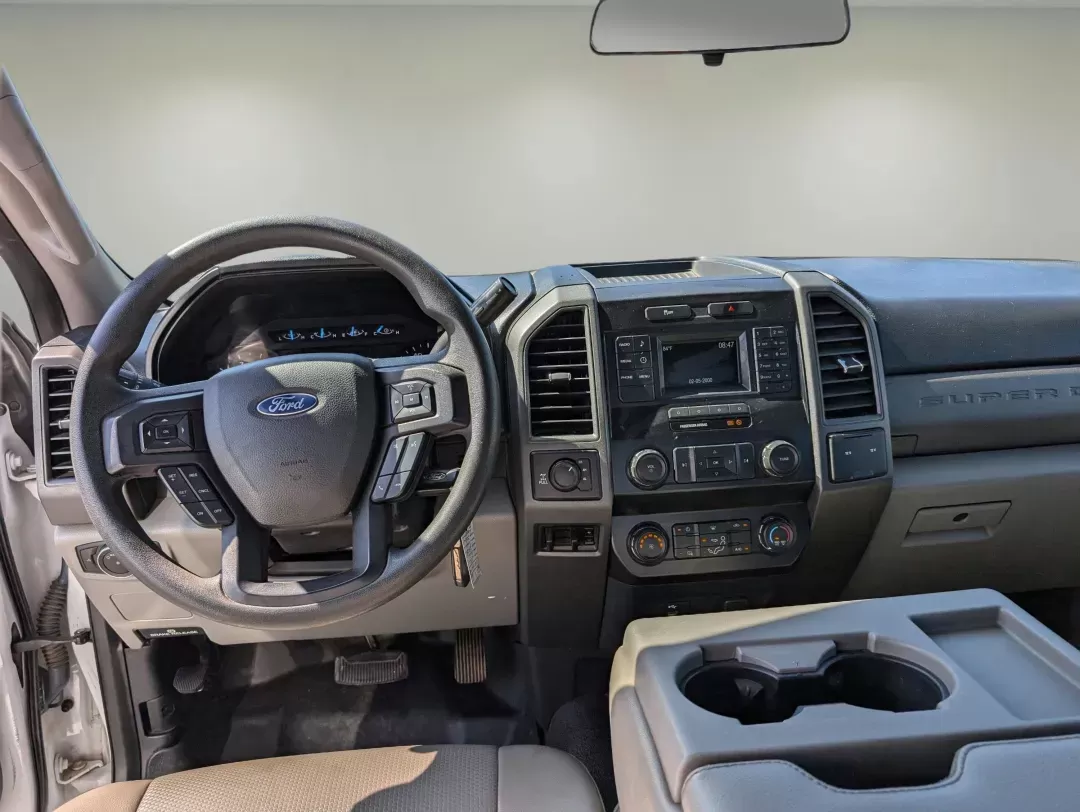 2019 Ford Super Duty F-250 SRW XL (1FT7W2B62KE) with an Regular Unleaded V-8 6.2 L/379 engine, 6-Speed Automatic w/OD transmission, located at 3959 U.S. 80 W, Phenix City, AL, 36870, (334) 297-4885, 32.469296, -85.135185 - 2019 Ford Super Duty F-250 SRW XL - Photo#13