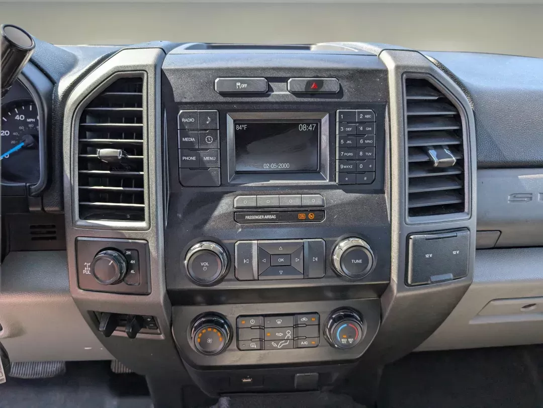 2019 Ford Super Duty F-250 SRW XL (1FT7W2B62KE) with an Regular Unleaded V-8 6.2 L/379 engine, 6-Speed Automatic w/OD transmission, located at 3959 U.S. 80 W, Phenix City, AL, 36870, (334) 297-4885, 32.469296, -85.135185 - 2019 Ford Super Duty F-250 SRW XL - Photo#15