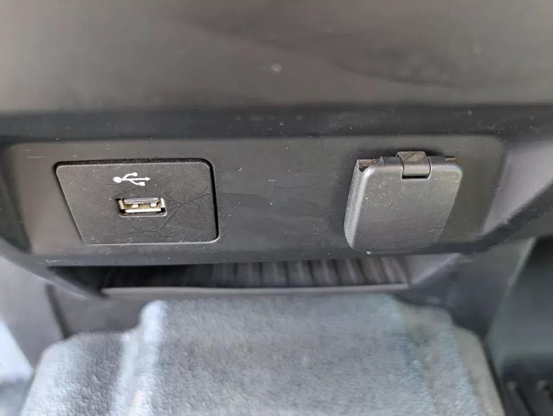 2019 Ford Super Duty F-250 SRW XL (1FT7W2B62KE) with an Other engine, located at 7000 Northlake Connector, Columbus, GA, 31904, (706) 987-8085, 32.524975, -84.978134 - Unleash your adventurous spirit with the 2019 Ford Super Duty F-250 SRW, a robust crew cab pickup that's perfect for weekend getaways, heavy-duty work, or simply cruising around Phenix City, AL. If you're in search of a reliable vehicle that combines power, comfort, and versatility, look no further! - Photo#15