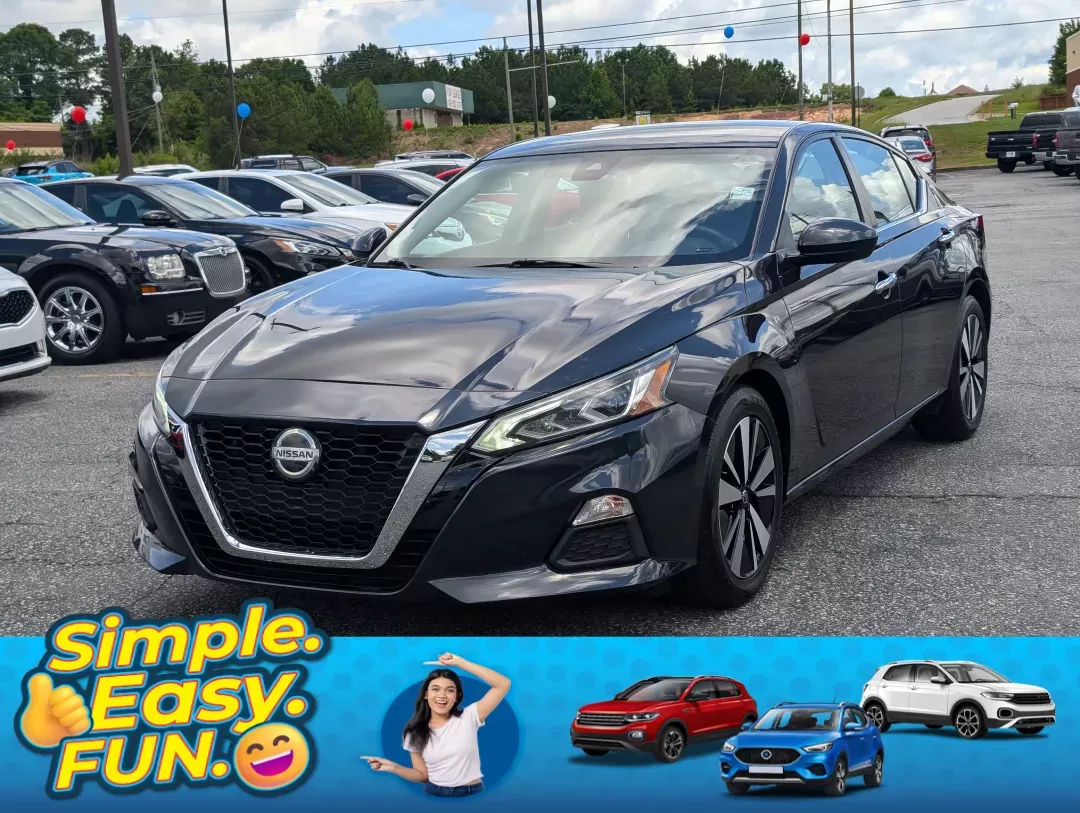 photo of 2021 Nissan Altima 2.5 SV