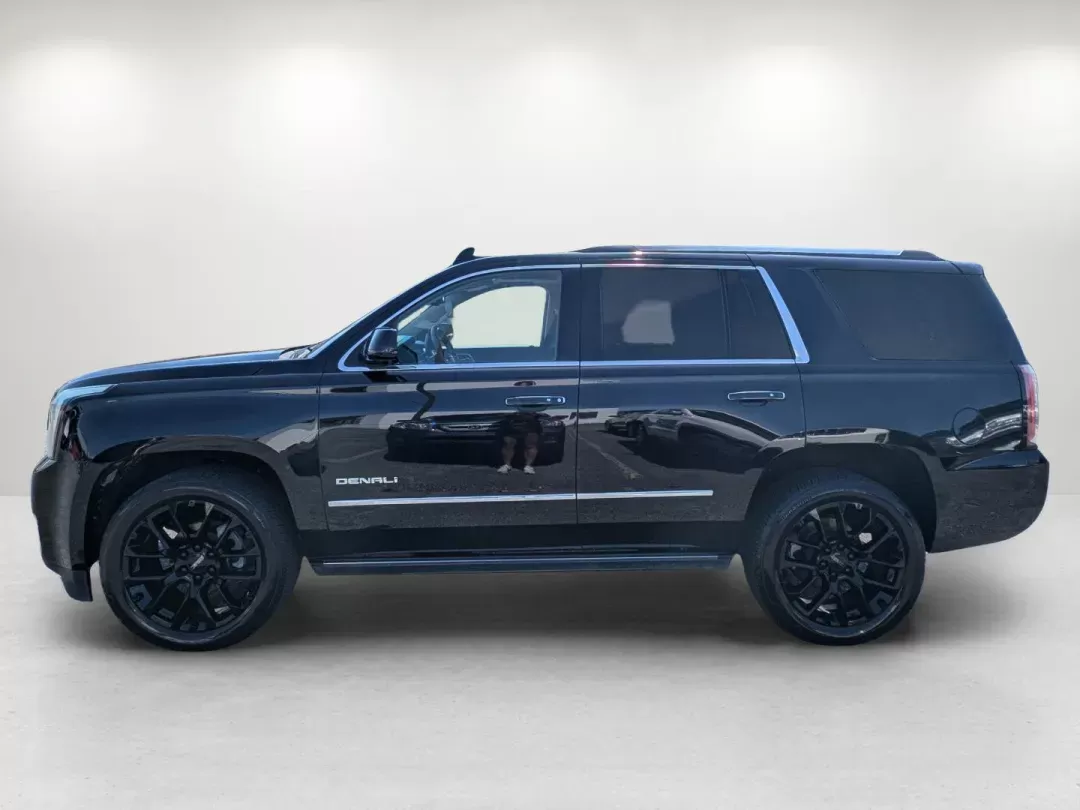 2018 /Cocoa/Dark Atmosphere GMC Yukon Denali (1GKS1CKJ7JR) with an Gas V8 6.2L/376 engine, 10-Speed Automatic transmission, located at 3959 U.S. 80 W, Phenix City, AL, 36870, (334) 297-4885, 32.469296, -85.135185 - 2018 GMC Yukon Denali - Photo#7