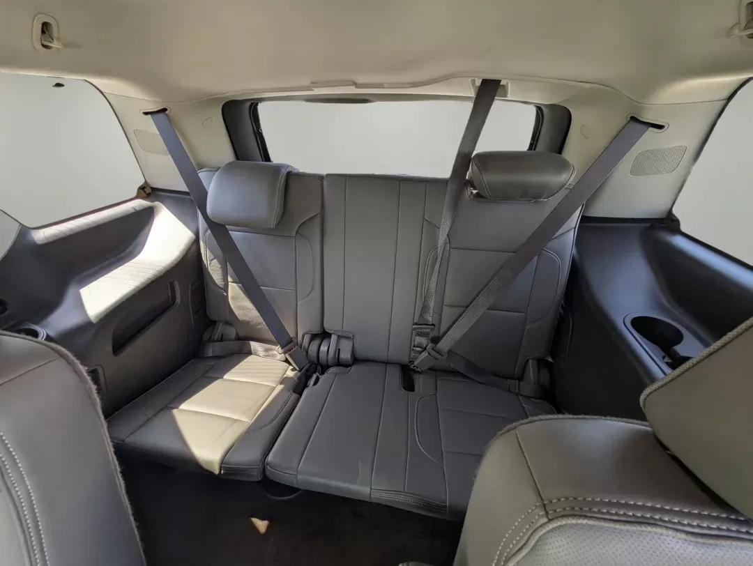 2018 /Cocoa/Dark Atmosphere GMC Yukon Denali (1GKS1CKJ7JR) with an Gas V8 6.2L/376 engine, 10-Speed Automatic transmission, located at 3959 U.S. 80 W, Phenix City, AL, 36870, (334) 297-4885, 32.469296, -85.135185 - 2018 GMC Yukon Denali - Photo#11