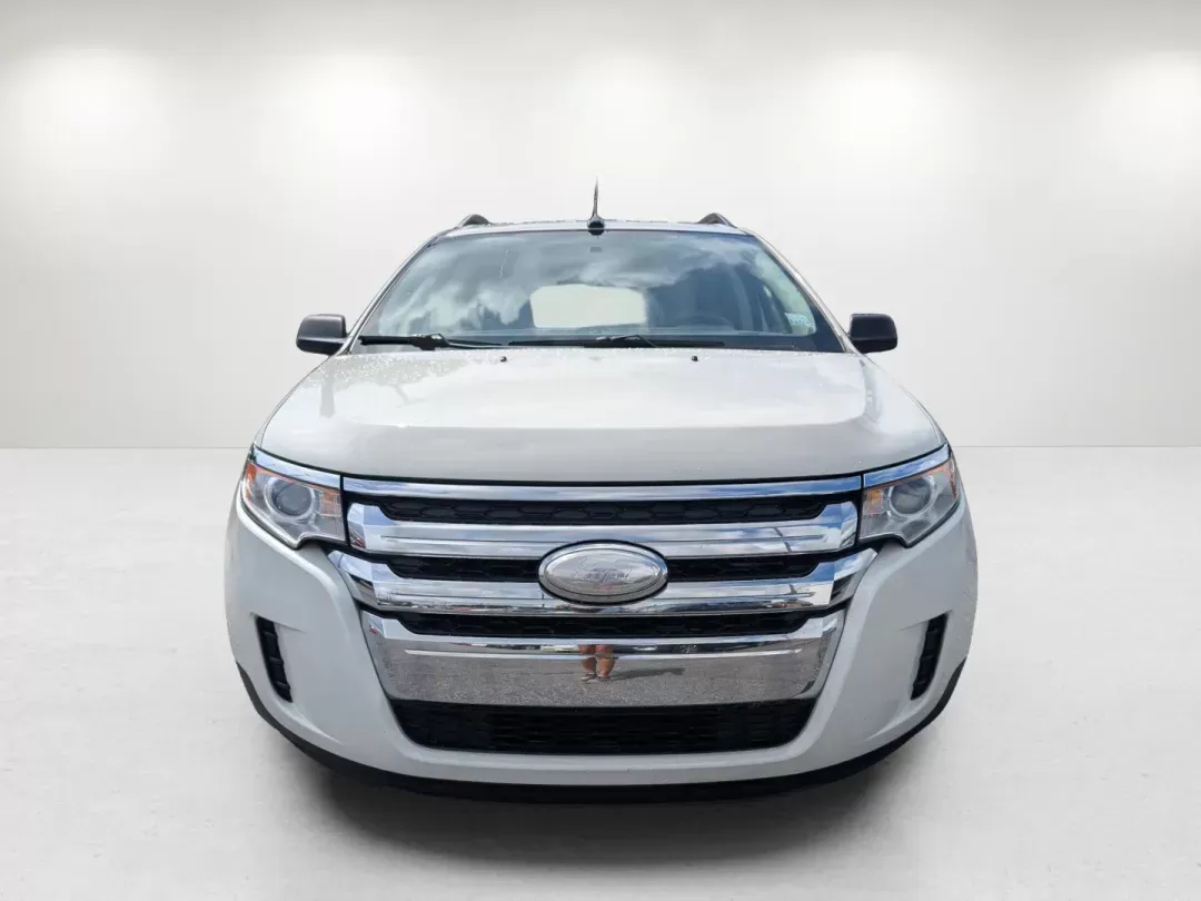 2013 Ford Edge SE (2FMDK3GC8DB) with an Gas V6 3.5L/213 engine, 6-Speed Automatic w/manual shift transmission, located at 521 Old Farm Lane Rd, Prattville, AL, 36066, (334) 325-1505, 32.482460, -86.416367 - 2013 Ford Edge SE - Photo#1