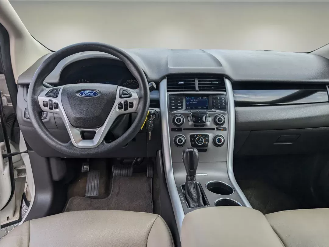 2013 Ford Edge SE (2FMDK3GC8DB) with an Gas V6 3.5L/213 engine, 6-Speed Automatic w/manual shift transmission, located at 521 Old Farm Lane Rd, Prattville, AL, 36066, (334) 325-1505, 32.482460, -86.416367 - 2013 Ford Edge SE - Photo#11