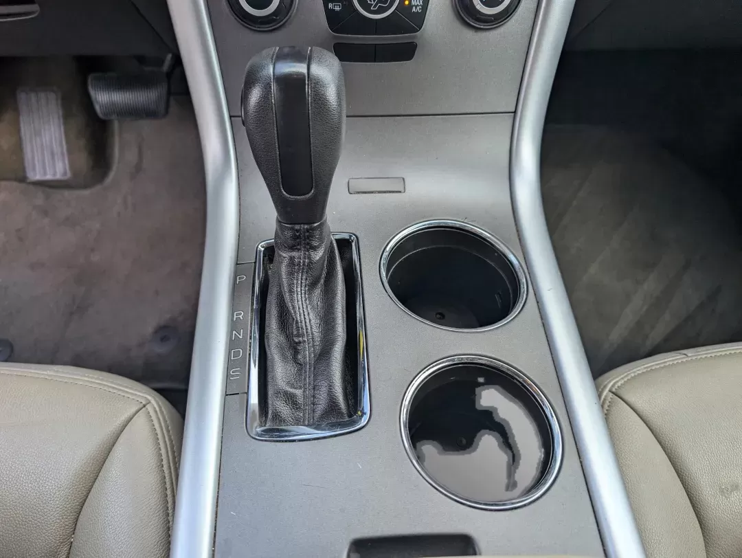 2013 Ford Edge SE (2FMDK3GC8DB) with an Gas V6 3.5L/213 engine, 6-Speed Automatic w/manual shift transmission, located at 521 Old Farm Lane Rd, Prattville, AL, 36066, (334) 325-1505, 32.482460, -86.416367 - 2013 Ford Edge SE - Photo#13