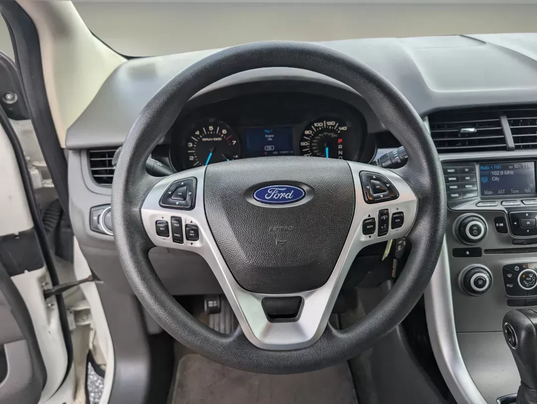 2013 Ford Edge SE (2FMDK3GC8DB) with an Gas V6 3.5L/213 engine, 6-Speed Automatic w/manual shift transmission, located at 521 Old Farm Lane Rd, Prattville, AL, 36066, (334) 325-1505, 32.482460, -86.416367 - 2013 Ford Edge SE - Photo#15