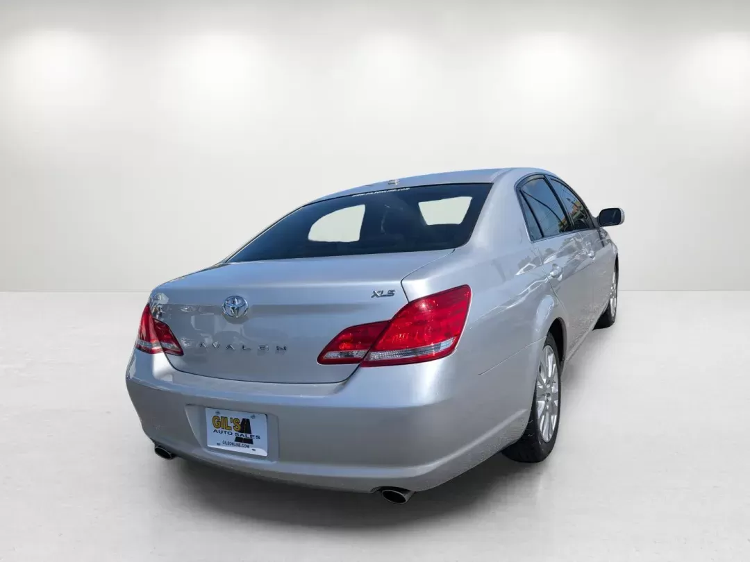 2010 Toyota Avalon XLS (4T1BK3DB4AU) with an Other engine, located at 7000 Northlake Connector, Columbus, GA, 31904, (706) 987-8085, 32.524975, -84.978134 - Are you searching for a reliable and spacious sedan that fits both your lifestyle and budget? Look no further than this 2010 Toyota Avalon XLS at Gils Auto - Columbus #2, your trusted Buy Here Pay Here dealership located at 7000 Northlake Connector, Columbus, GA 31904. This elegant sedan is perfect - Photo#5