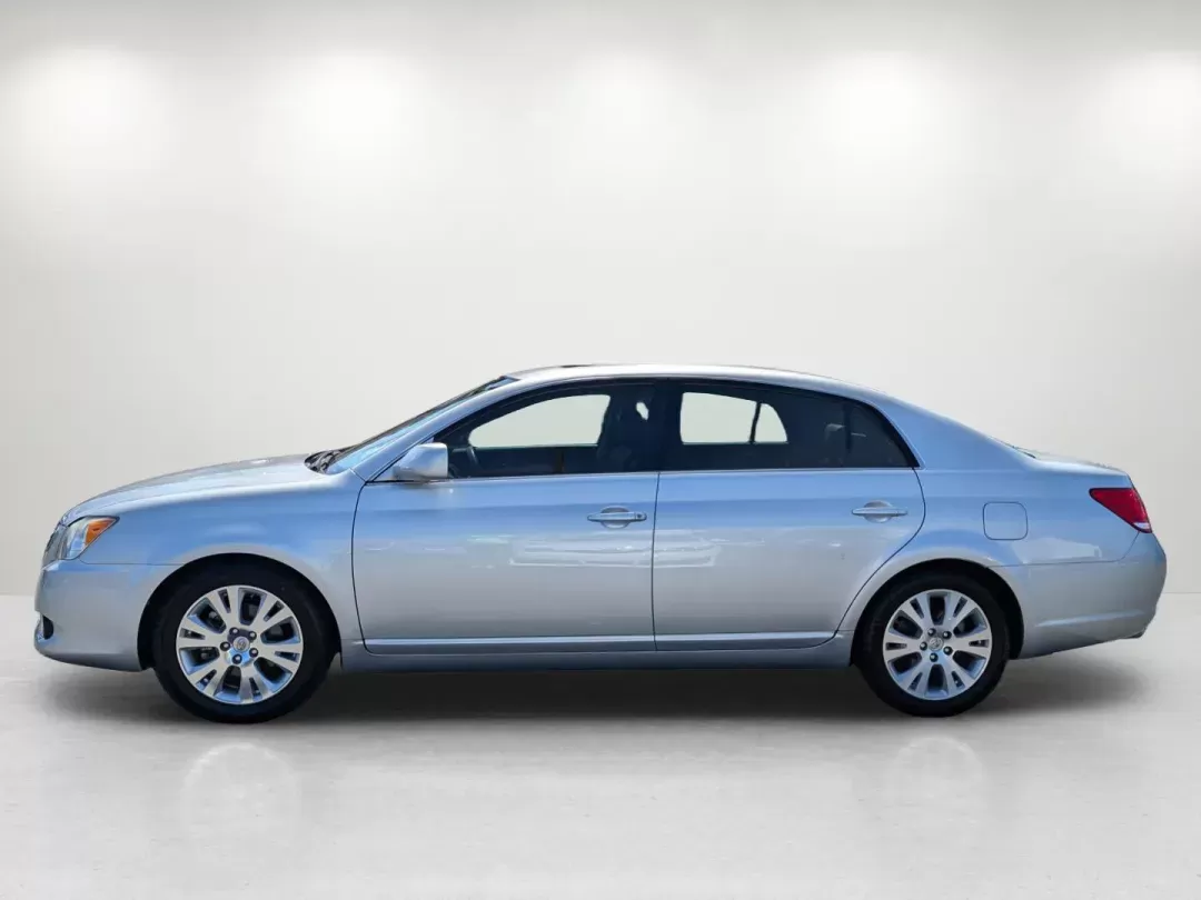 2010 Toyota Avalon XLS (4T1BK3DB4AU) with an Other engine, located at 7000 Northlake Connector, Columbus, GA, 31904, (706) 987-8085, 32.524975, -84.978134 - Are you searching for a reliable and spacious sedan that fits both your lifestyle and budget? Look no further than this 2010 Toyota Avalon XLS at Gils Auto - Columbus #2, your trusted Buy Here Pay Here dealership located at 7000 Northlake Connector, Columbus, GA 31904. This elegant sedan is perfect - Photo#8
