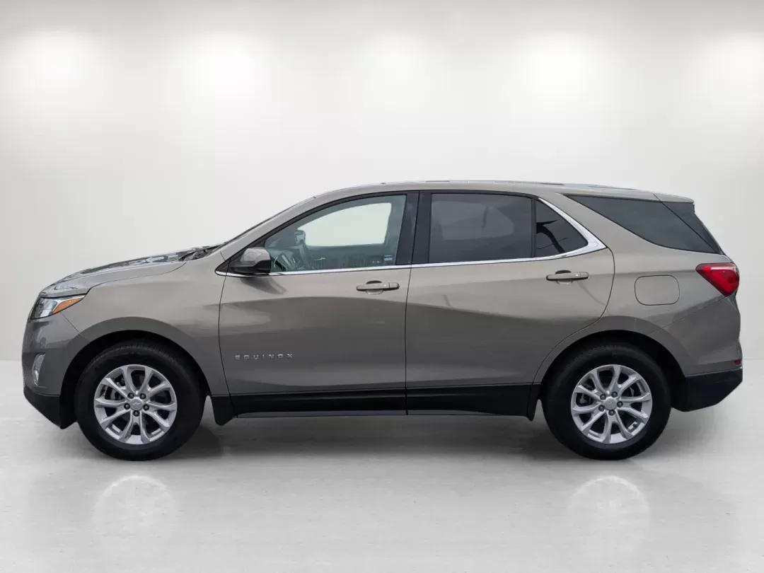 2018 /Jet Black Chevrolet Equinox LT (3GNAXJEV1JS) with an Turbocharged Gas I4 1.5L/ engine, 6-Speed Automatic transmission, located at 1430 Gateway Drive, Opelika, AL, 36801, (334) 239-0944, 32.637871, -85.409790 - 2018 Chevrolet Equinox LT - Photo#7