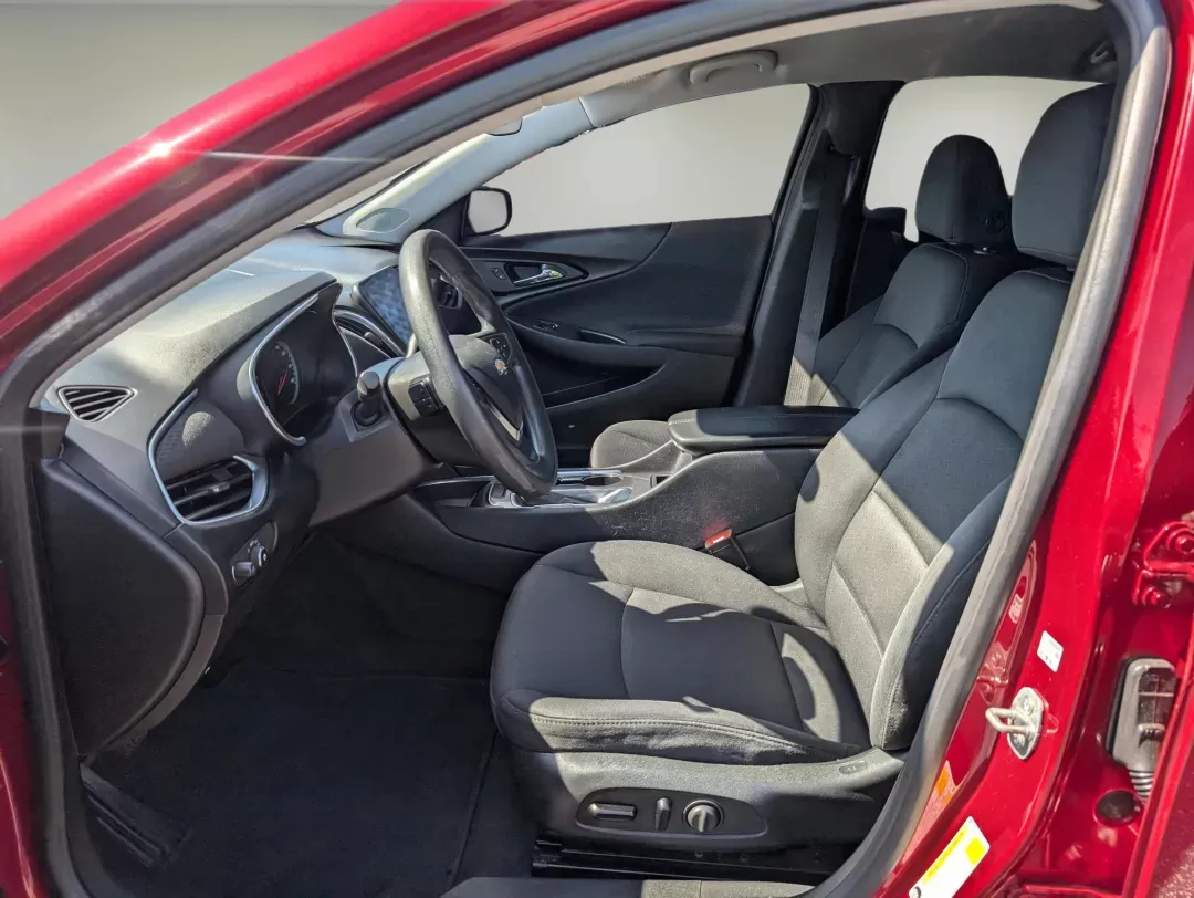 2020 /Jet Black Chevrolet Malibu LT (1G1ZD5ST4LF) with an Other engine, located at 804 22nd Ave, Phenix City, AL, 36870, (334) 297-1860, 32.484749, -85.024475 - **Unleash Your Every Adventure with the 2020 Chevrolet Malibu LT!**<br /> <br /> Are you ready to elevate your daily commute or embark on unforgettable weekend adventures? The 2020 Chevrolet Malibu LT is the perfect companion for both your busy lifestyle and spontaneous road trips. With its striking - Photo#9