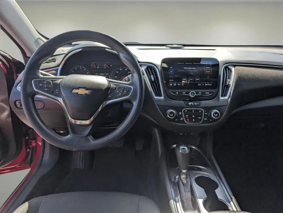 2020 /Jet Black Chevrolet Malibu LT (1G1ZD5ST4LF) with an Other engine, located at 804 22nd Ave, Phenix City, AL, 36870, (334) 297-1860, 32.484749, -85.024475 - **Unleash Your Every Adventure with the 2020 Chevrolet Malibu LT!**<br /> <br /> Are you ready to elevate your daily commute or embark on unforgettable weekend adventures? The 2020 Chevrolet Malibu LT is the perfect companion for both your busy lifestyle and spontaneous road trips. With its striking - Photo#11