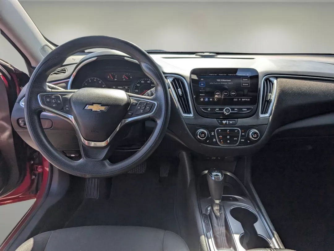 2020 /Jet Black Chevrolet Malibu LT (1G1ZD5ST4LF) with an Other engine, located at 1430 Gateway Drive, Opelika, AL, 36801, (334) 239-0944, 32.637871, -85.409790 - **Unleash Your Every Adventure with the 2020 Chevrolet Malibu LT!**<br /> <br /> Are you ready to elevate your daily commute or embark on unforgettable weekend adventures? The 2020 Chevrolet Malibu LT is the perfect companion for both your busy lifestyle and spontaneous road trips. With its striking - Photo#11