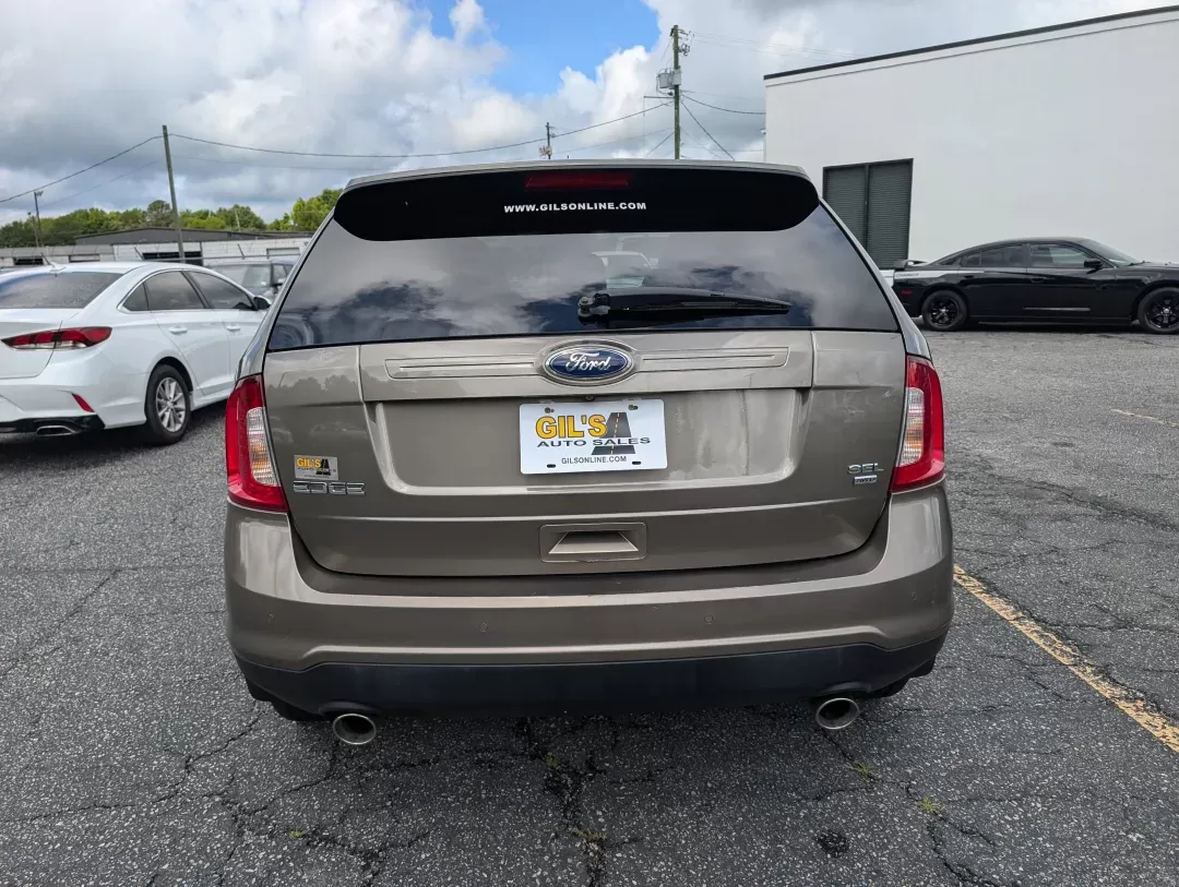 2012 Ford Edge SEL (2FMDK4JC7CB) with an Gas V6 3.5L/213 engine, 6-Speed Automatic transmission, located at 3959 U.S. 80 W, Phenix City, AL, 36870, (334) 297-4885, 32.469296, -85.135185 - 2012 Ford Edge SEL - Photo#5