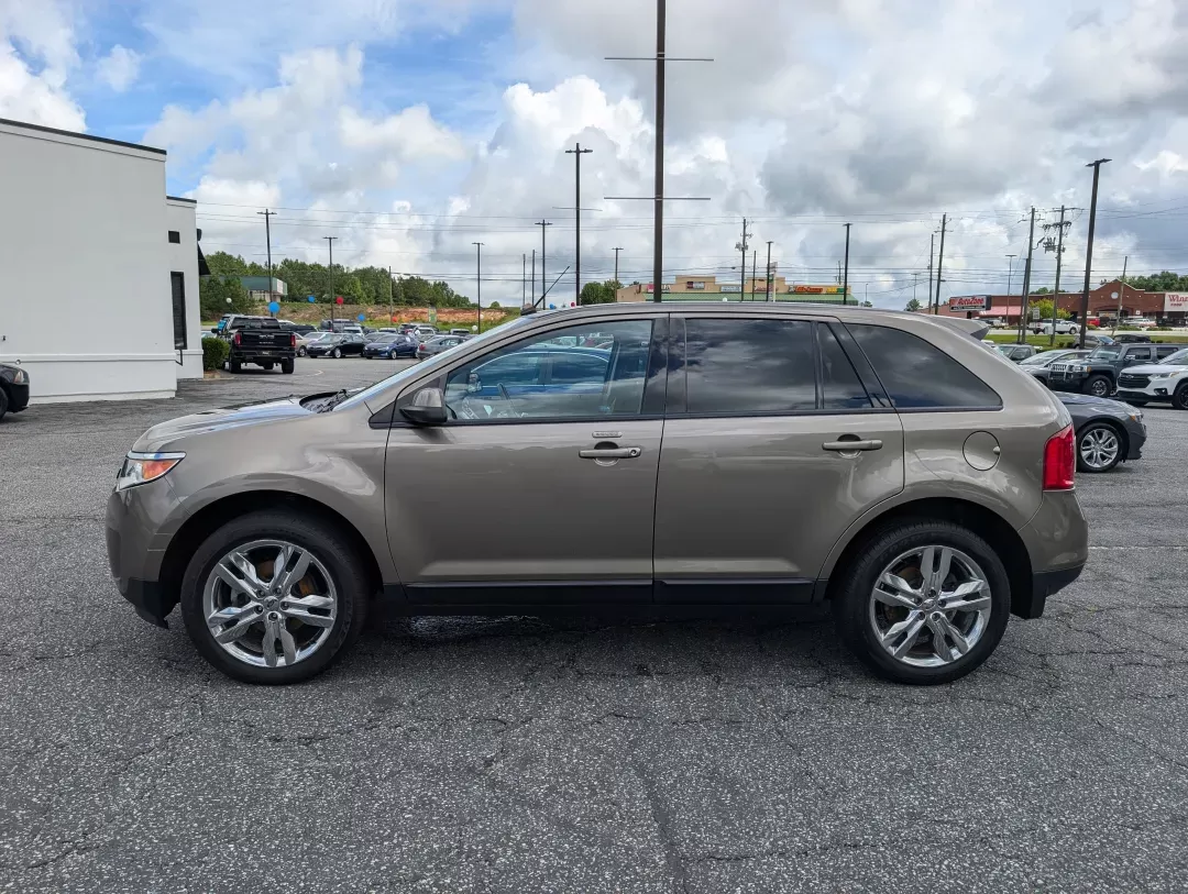 2012 Ford Edge SEL (2FMDK4JC7CB) with an Gas V6 3.5L/213 engine, 6-Speed Automatic transmission, located at 3959 U.S. 80 W, Phenix City, AL, 36870, (334) 297-4885, 32.469296, -85.135185 - 2012 Ford Edge SEL - Photo#7