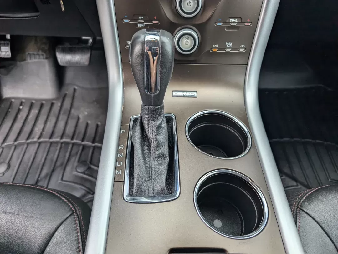 2012 Ford Edge SEL (2FMDK4JC7CB) with an Gas V6 3.5L/213 engine, 6-Speed Automatic transmission, located at 3959 U.S. 80 W, Phenix City, AL, 36870, (334) 297-4885, 32.469296, -85.135185 - 2012 Ford Edge SEL - Photo#13