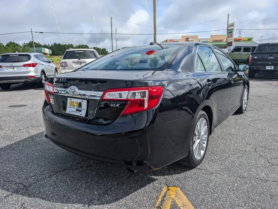 2012 Toyota Camry XLE (4T4BF1FK1CR) with an Gas I4 2.5L/152 engine, 6-Speed Automatic w/Manual Shift transmission, located at 3959 U.S. 80 W, Phenix City, AL, 36870, (334) 297-4885, 32.469296, -85.135185 - 2012 Toyota Camry XLE - Photo#4