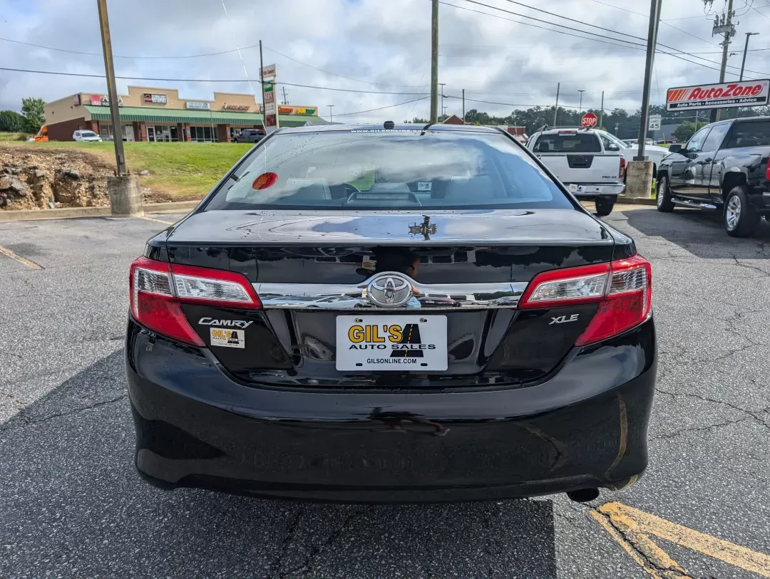 2012 Toyota Camry XLE (4T4BF1FK1CR) with an Gas I4 2.5L/152 engine, 6-Speed Automatic w/Manual Shift transmission, located at 3959 U.S. 80 W, Phenix City, AL, 36870, (334) 297-4885, 32.469296, -85.135185 - 2012 Toyota Camry XLE - Photo#5