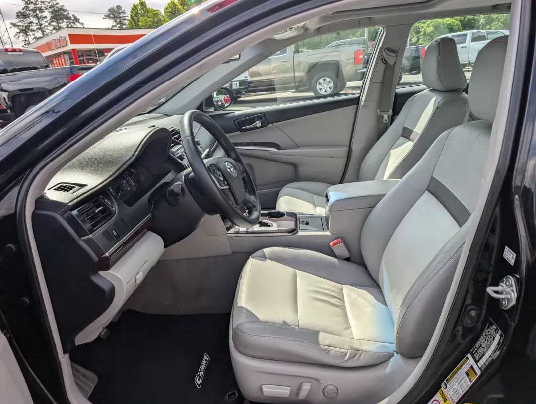 2012 Toyota Camry XLE (4T4BF1FK1CR) with an Gas I4 2.5L/152 engine, 6-Speed Automatic w/Manual Shift transmission, located at 3959 U.S. 80 W, Phenix City, AL, 36870, (334) 297-4885, 32.469296, -85.135185 - 2012 Toyota Camry XLE - Photo#9