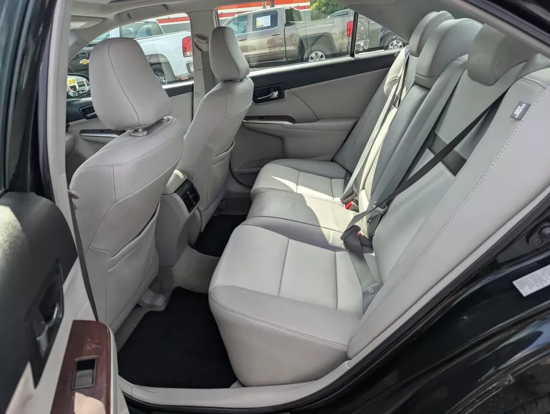 2012 Toyota Camry XLE (4T4BF1FK1CR) with an Gas I4 2.5L/152 engine, 6-Speed Automatic w/Manual Shift transmission, located at 3959 U.S. 80 W, Phenix City, AL, 36870, (334) 297-4885, 32.469296, -85.135185 - 2012 Toyota Camry XLE - Photo#10